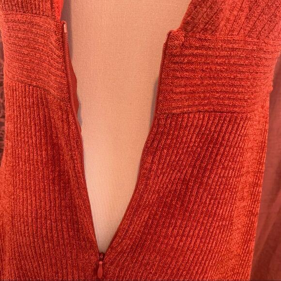 Hem & Thread rust ribbed lightweight sweater dress - Picture 8 of 9